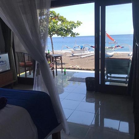Tambun Sari Beach Homestay Amed Esterno foto
