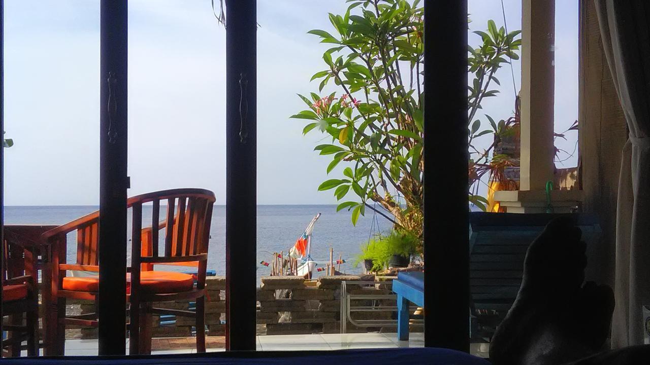 Tambun Sari Beach Homestay Amed Esterno foto