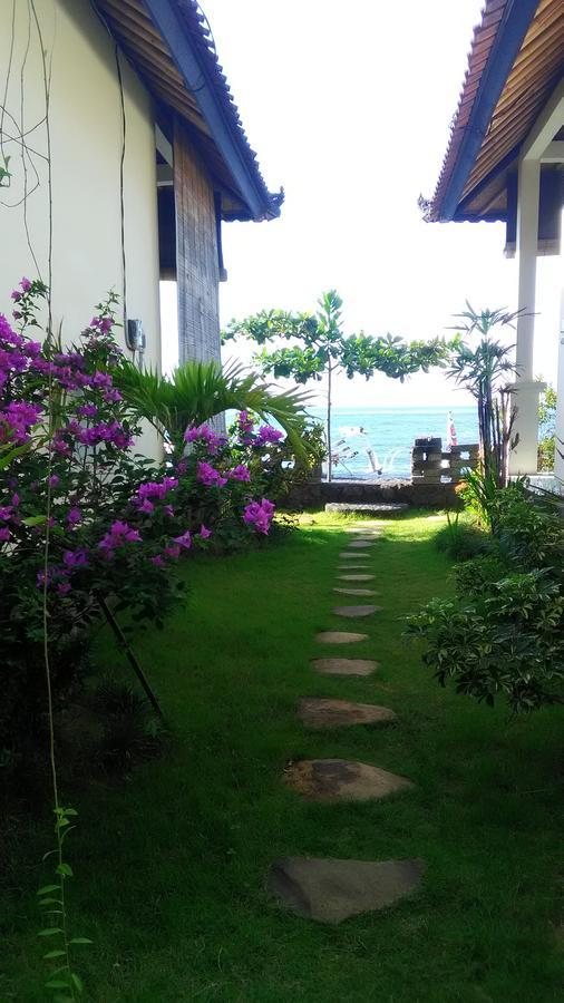 Tambun Sari Beach Homestay Amed Esterno foto